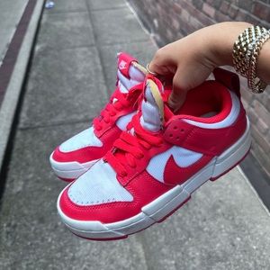 NIKE red and white low dunks!